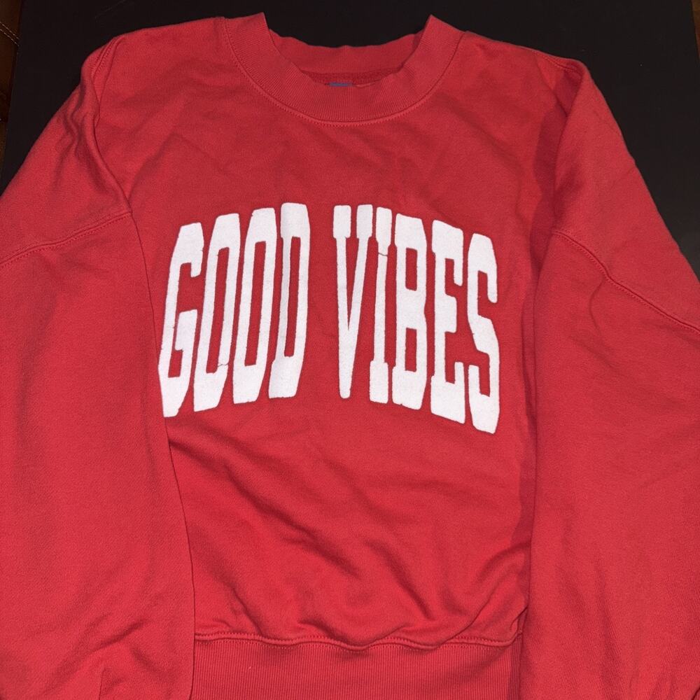 Old Navy Cropped Sweatshirt Womens 2XL Red Long Sleeve Good Vibes Crew NWT